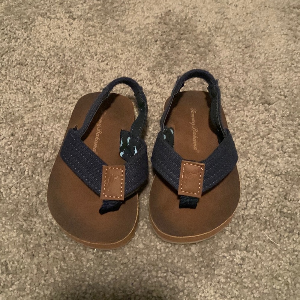 NWOT Tommy Bahama Sandals